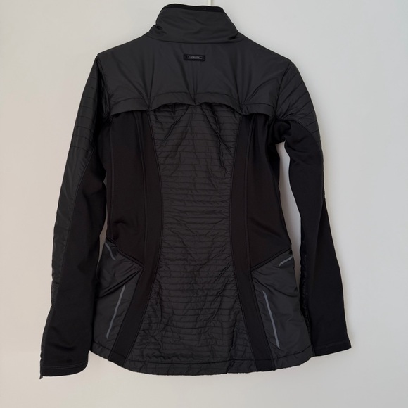 Athleta Black Sprinter Jacket Puffer Size Small - Picture 8 of 13